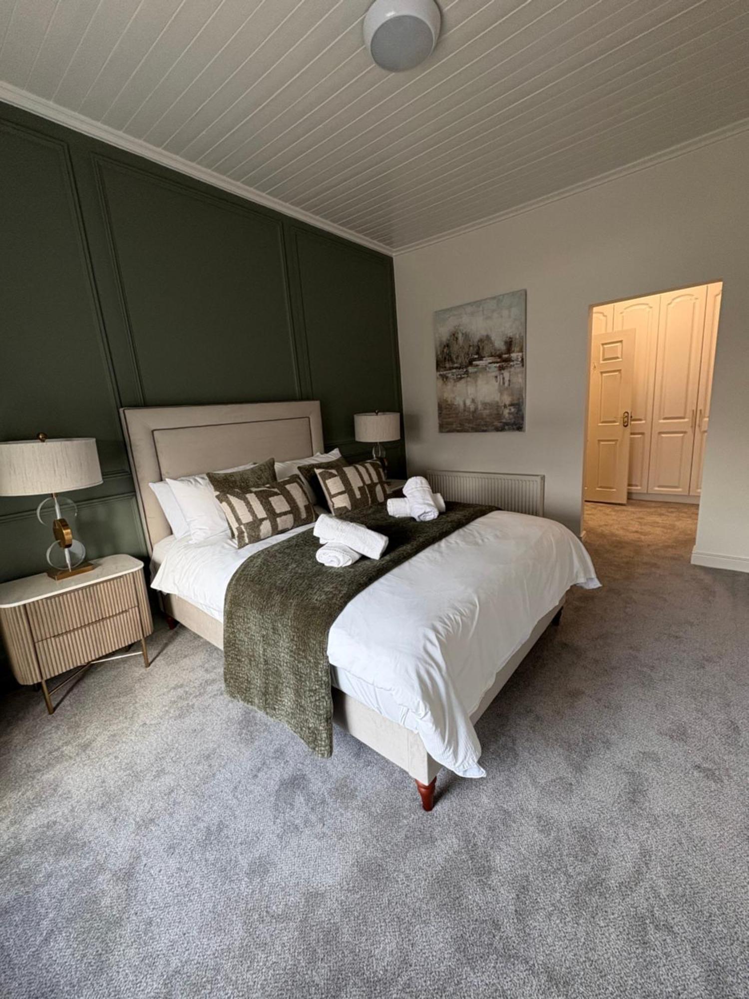The Copper Still Bar Restaurant & Boutique Rooms Dromod Buitenkant foto